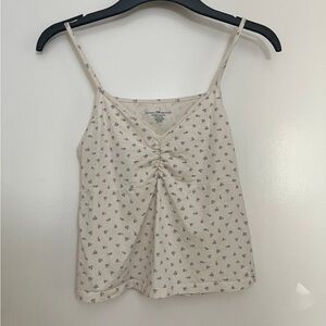 Brandy Melville floral basic tank top